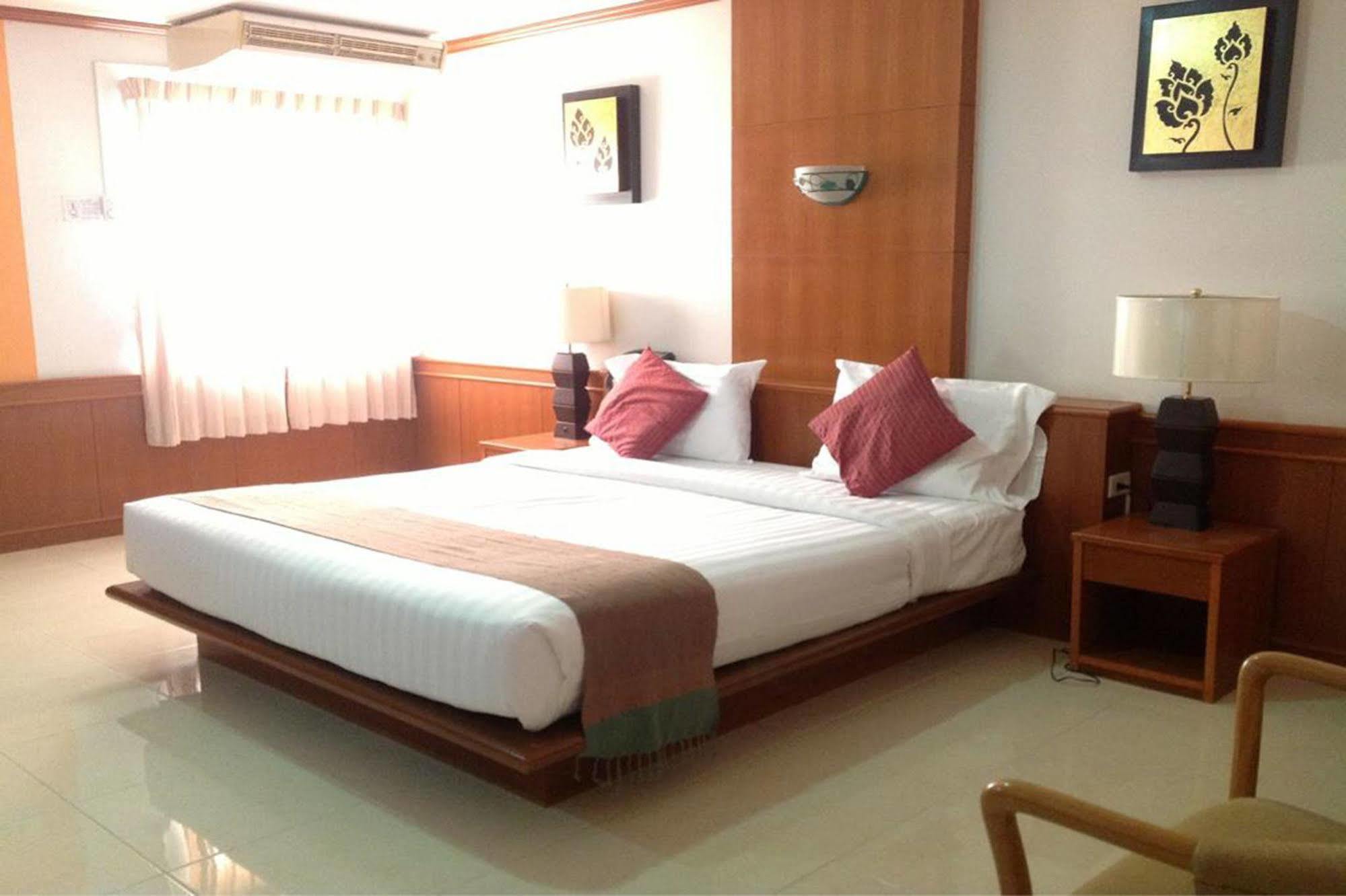 Siam Boutique Hotel Buriram Exterior foto